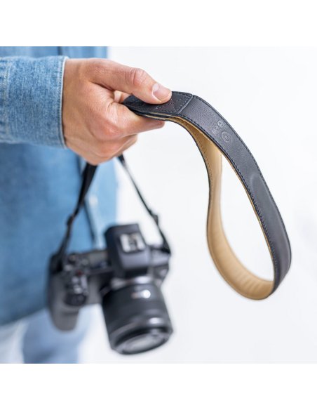 Pasek do aparatu B+W Camera Strap Black Leather 30mm 1102622