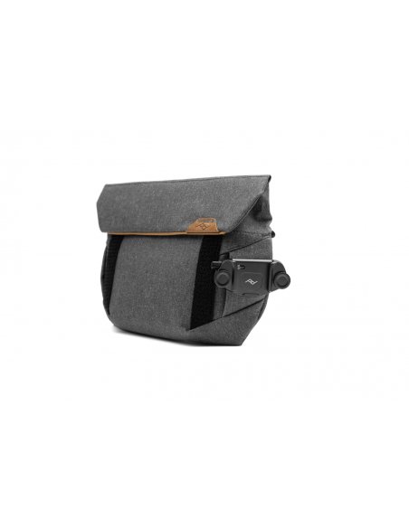 Peak Design Field Pouch v2 Charcoal