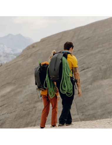 Peak Design Outdoor Backpack 45L Black