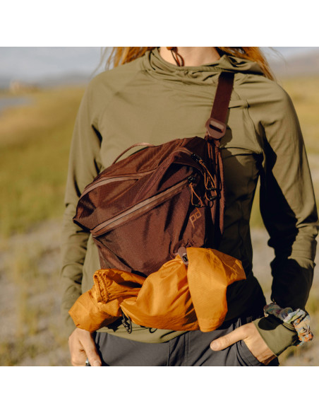 Zestaw Torba Peak Design Outdoor Sling 7L Ciemny Fiolet + Wkład Travel Line Peak Design Camera Cube v2 X-Small