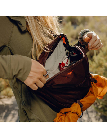 Zestaw Torba Peak Design Outdoor Sling 7L Ciemny Fiolet + Wkład Travel Line Peak Design Camera Cube v2 X-Small