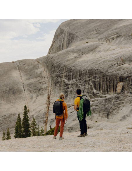 Zestaw Plecak Outdoor Peak Design Backpack 25L Czarny + Wkład Travel Line Peak Design Camera Cube v2 S-Medium