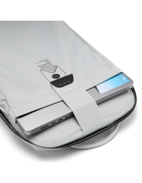 Zestaw Plecak Outdoor Peak Design Backpack 25L Ciemny Fiolet + Wkład Travel Line Peak Design Camera Cube v2 S-Medium