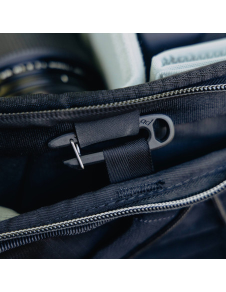 Peak Design Outdoor Backpack ZIP 18L Black