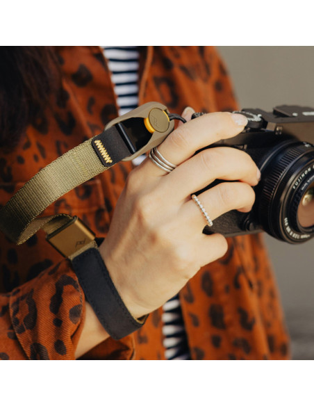 Pasek Na Nadgarstek Peak Design Cuff Kelp v3 - oliwkowy