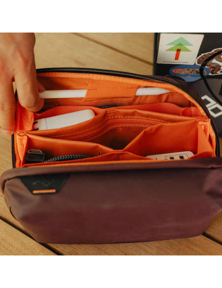 Wkład Travel Line Peak Design Tech Pouch Eclipse v2 - fioletowy