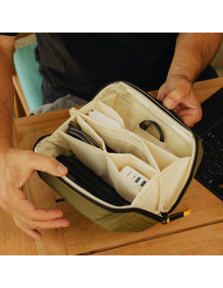 Wkład Travel Line Peak Design Tech Pouch Kelp v2 - oliwkowy