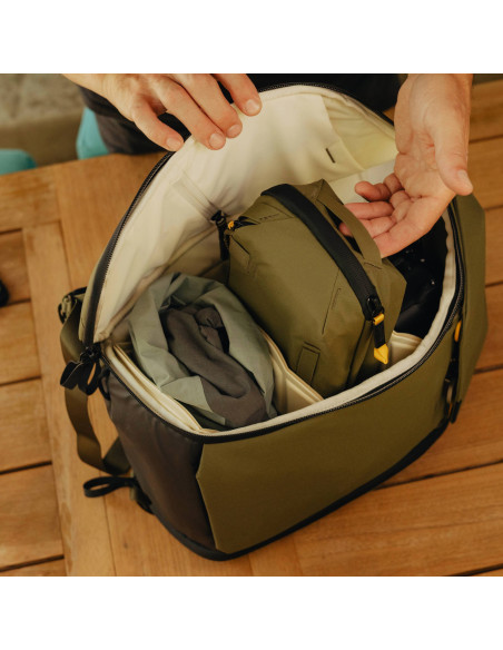Travel Line Peak Design Tech Pouch Kelp v2