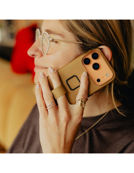 Peak Design Mobile Everyday Clarino Case iPhone 17 Pro Max Tan