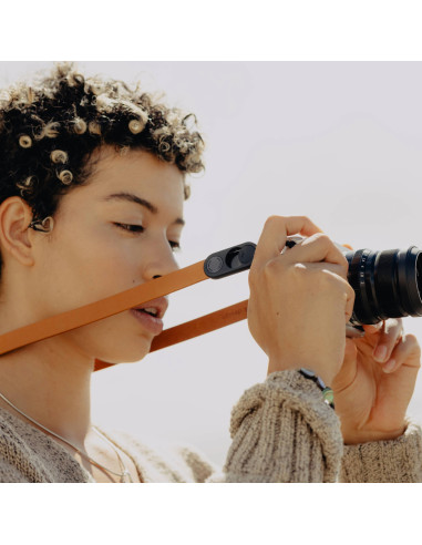 Peak Design Form Leather Camera Strap Neck - Amber