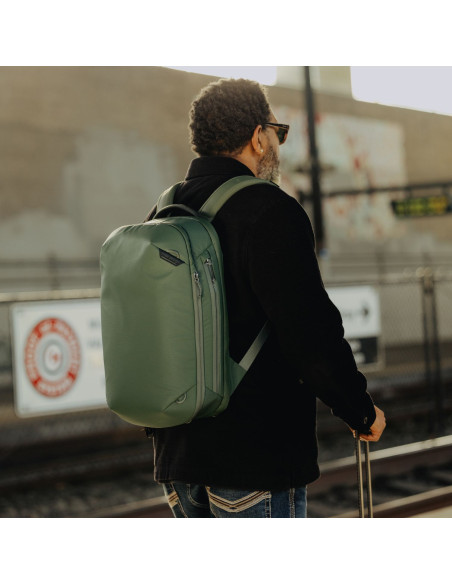 Peak Design Travel Backpack 20L Sage