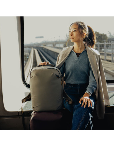 Peak Design Travel Backpack 20L Stone