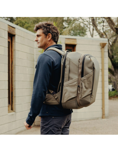 Peak Design Travel Backpack 2-in-1 40L Stone